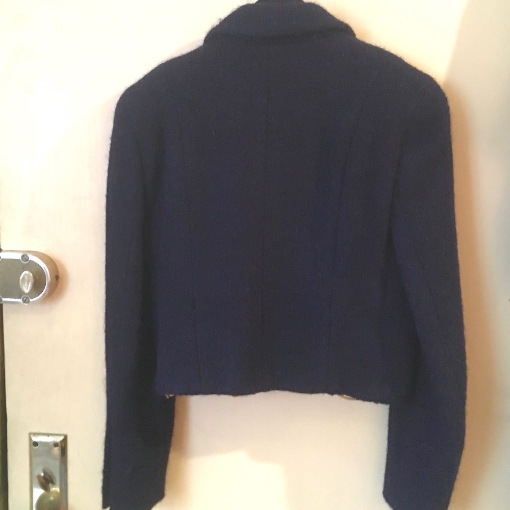 Chanel Jacket - Picture 4 of 8